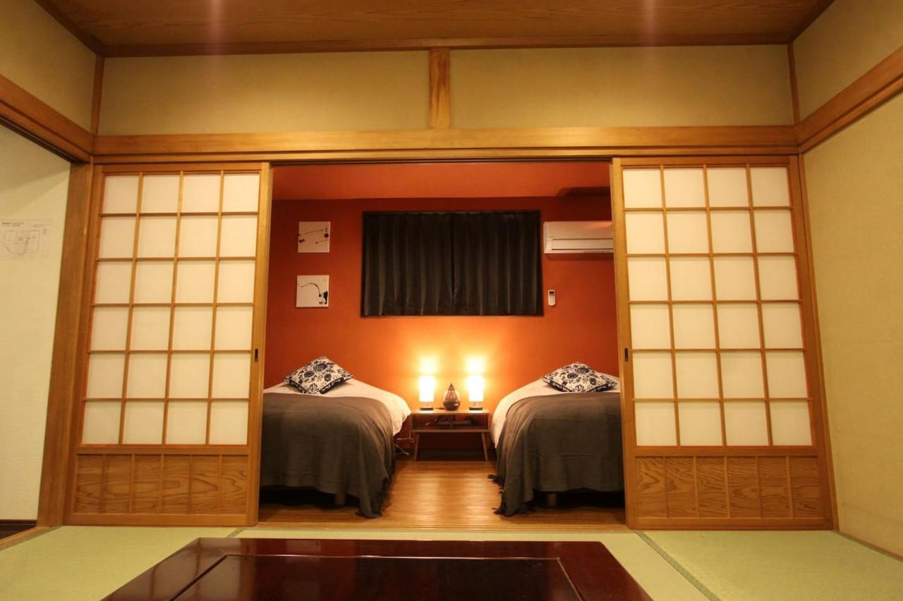 清潔#快適#広々なんば駅徒歩8分#9名宿泊可#Wi-Fiswitch#大画面tv Osaka Dış mekan fotoğraf